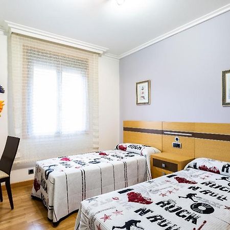 Piso Vacacional En La Playa De Rodeira Appartement Cangas do Morrazo Buitenkant foto