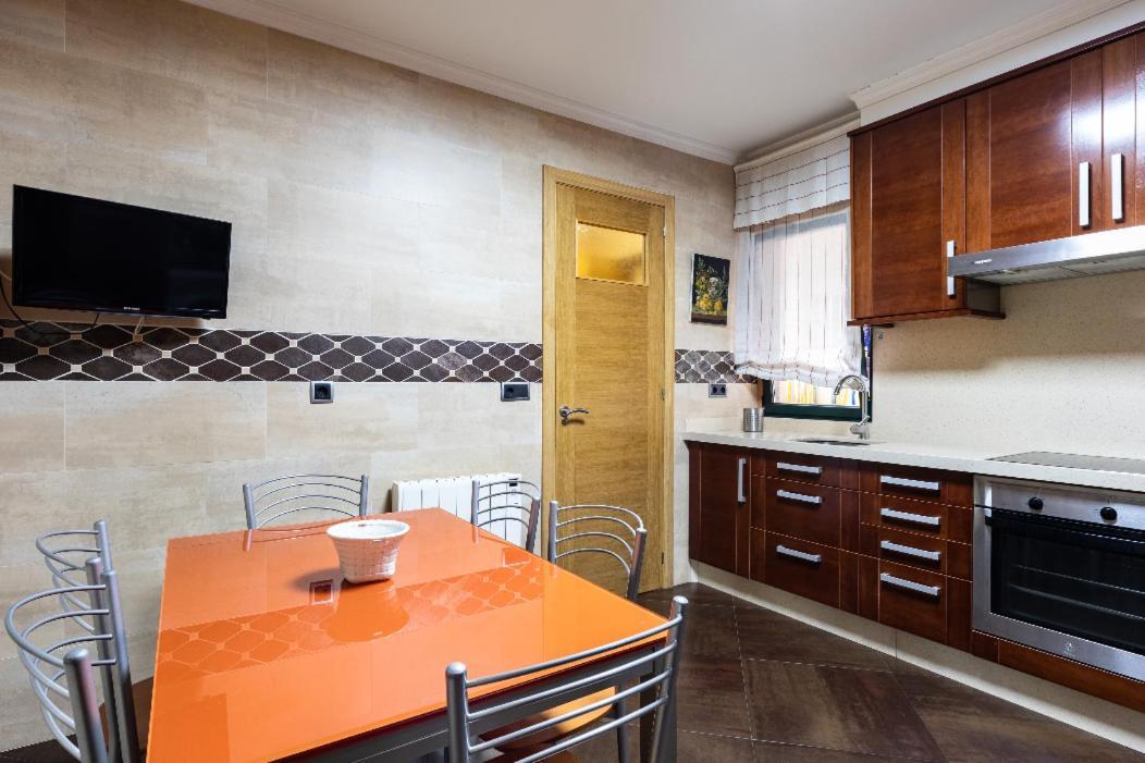 Piso Vacacional En La Playa De Rodeira Appartement Cangas do Morrazo Buitenkant foto